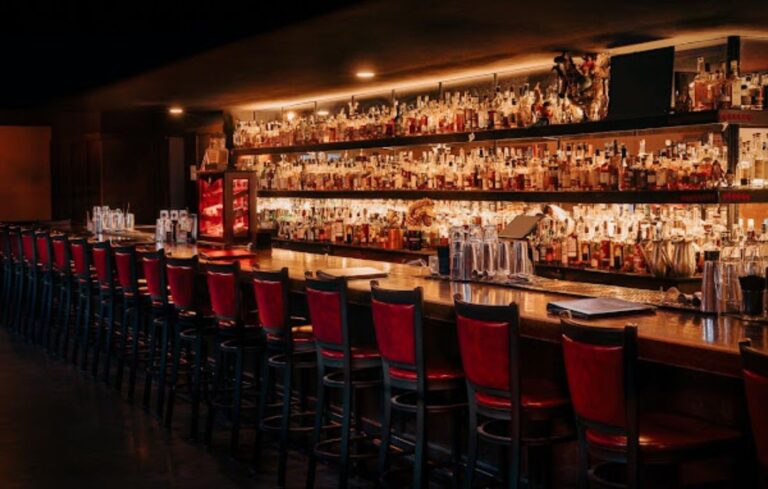 Bar 1919